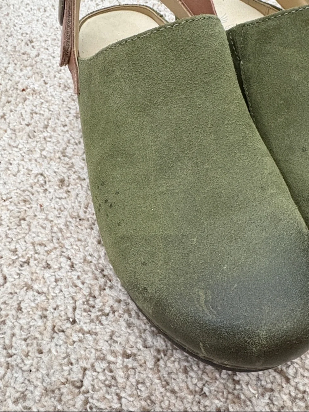 Dansko Merrin Olive Green Burnished Leather Clogs EU Size 39 - Picture 9 of 9